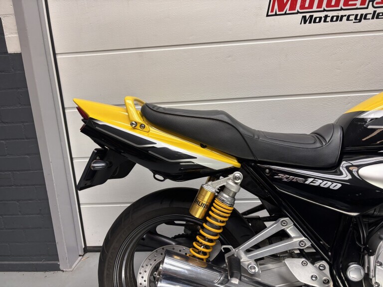 Yamaha XJR 1300 KENNY ROBERTS foto 6