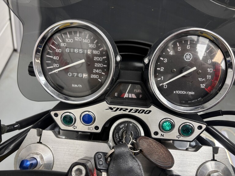 Yamaha XJR 1300 KENNY ROBERTS foto 10