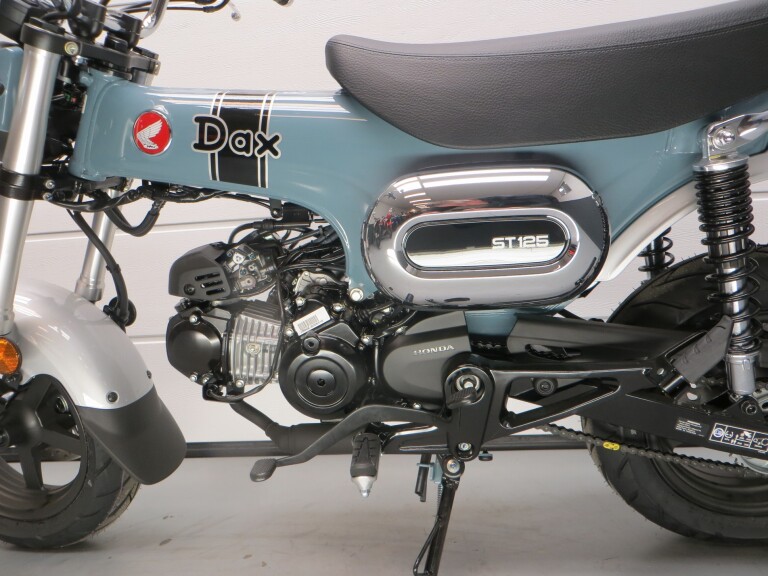 Honda ST 125 DAX HONDA ST 125 DAX foto 4