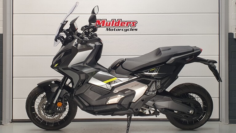 Honda ADV 750 X-ADV foto 2