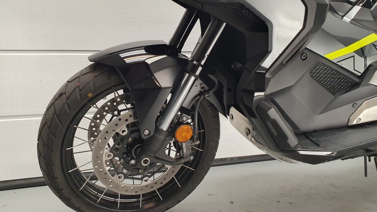 Honda ADV 750 X-ADV foto 3
