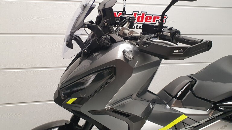 Honda ADV 750 X-ADV foto 4