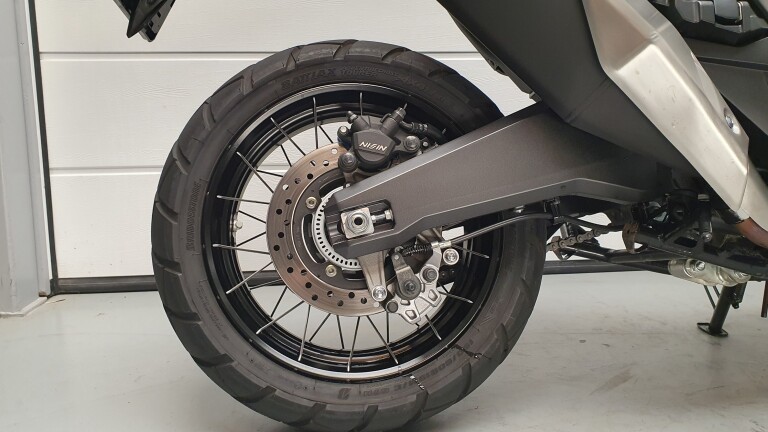 Honda ADV 750 X-ADV foto 10