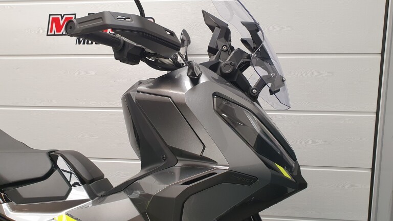 Honda ADV 750 X-ADV foto 12