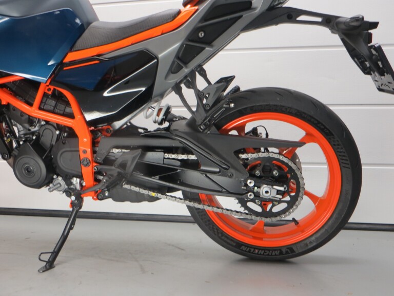 KTM 390 DUKE ABS KTM 390 DUKE BLUE foto 5