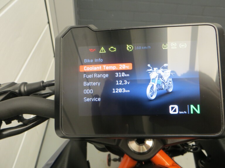 KTM 390 DUKE ABS KTM 390 DUKE BLUE foto 11