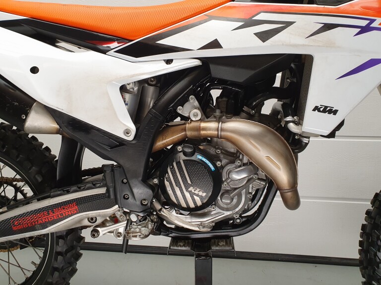 KTM 450 SX-F KTM 450 SX-F foto 8