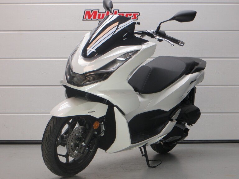 Honda PCX 125 HONDA PCX 125 