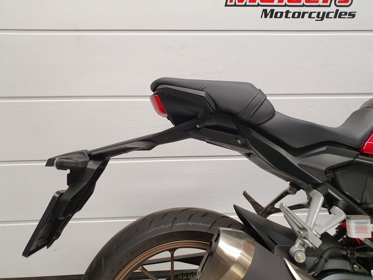 Honda CB 300 RA HONDA CB 300 RA foto 4