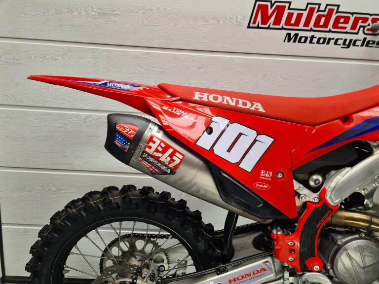 Honda CRF 250 RR foto 11