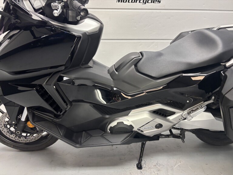 Honda NSS 750 FORZA ABS HONDA NSS 750 FORZA ABS foto 5