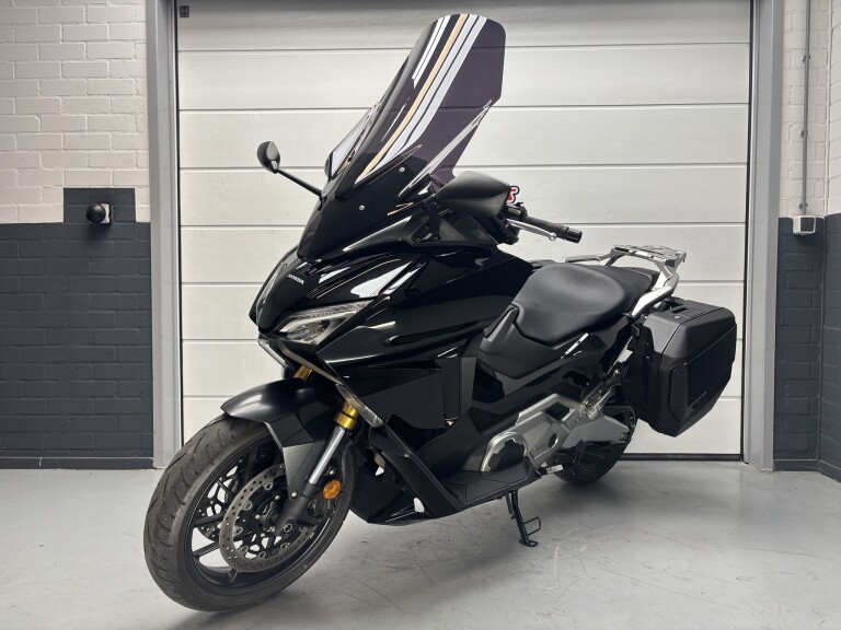 Honda NSS 750 FORZA ABS HONDA NSS 750 FORZA ABS 