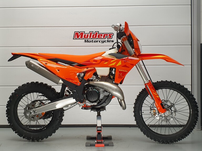 KTM 300 EXC TBI SIX DAYS KTM 300 EXC SIX DAYS 