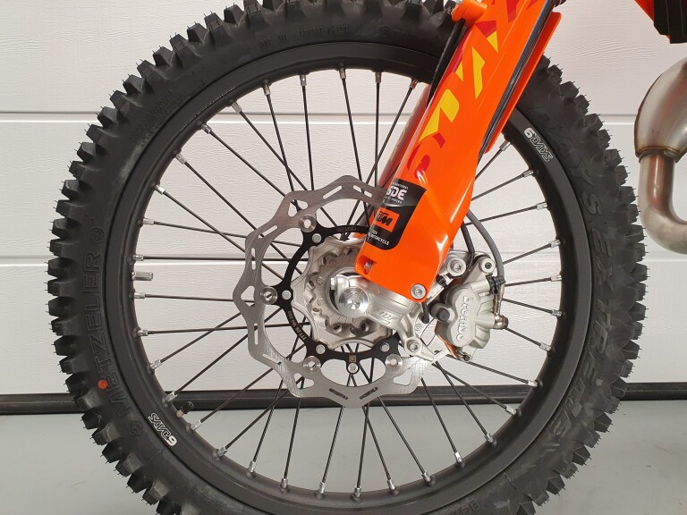 KTM 300 EXC TBI SIX DAYS KTM 300 EXC SIX DAYS foto 3