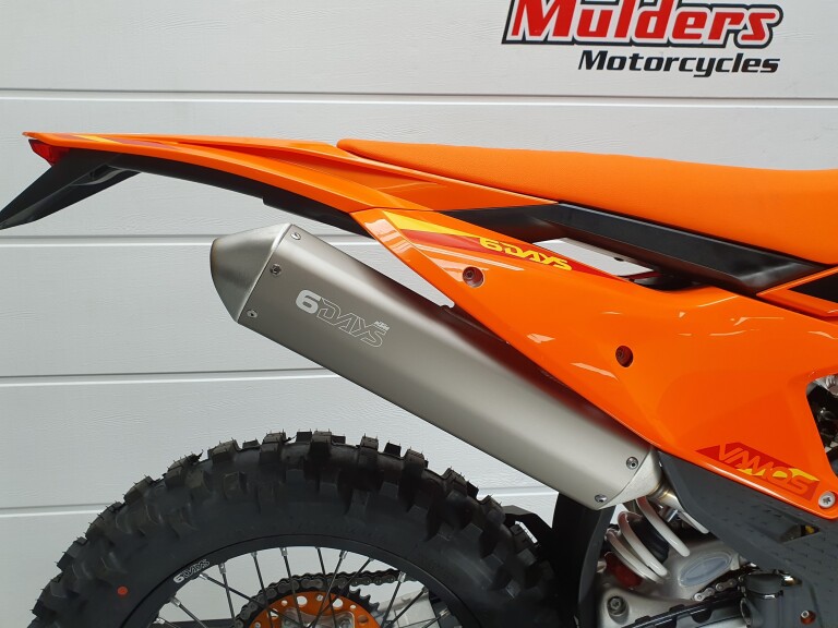 KTM 300 EXC TBI SIX DAYS KTM 300 EXC SIX DAYS foto 10