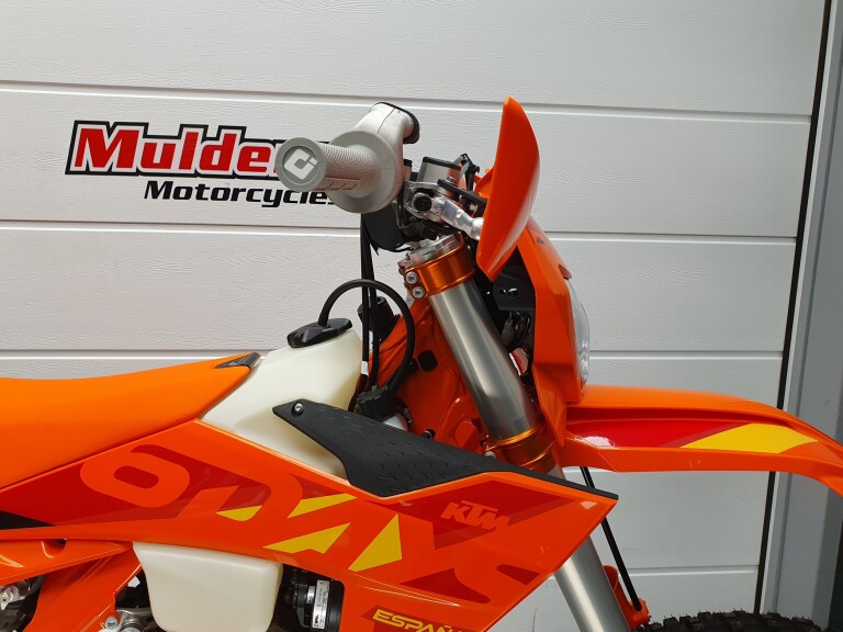 KTM 300 EXC TBI SIX DAYS KTM 300 EXC SIX DAYS foto 13