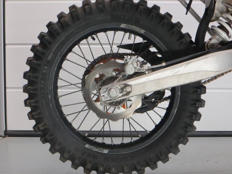 KTM 450 EXC SIX-DAYS KTM 450 EXC SIX DAYS foto 4