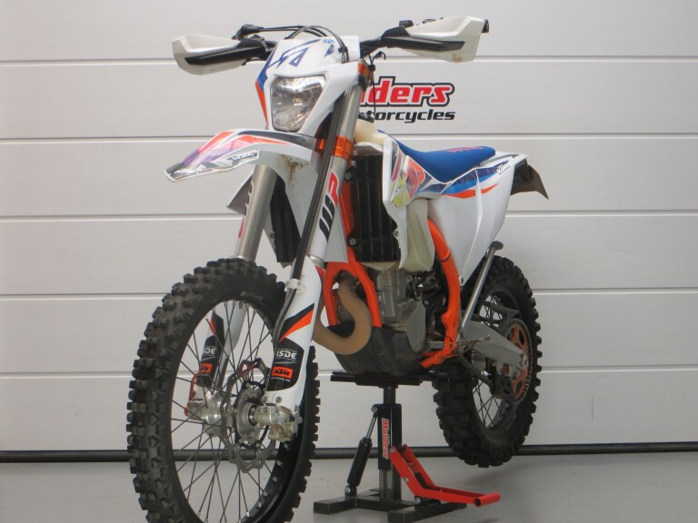 KTM 450 EXC SIX-DAYS KTM 450 EXC SIX DAYS
