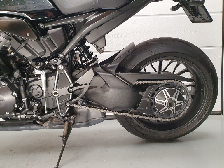 Honda CB 1000 R foto 7