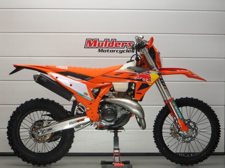 KTM 300 EXC TBI CHAMPION EDITION KTM 300 EXC TBI CHAMPION EDITION 