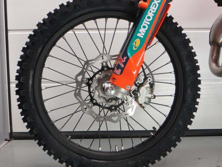 KTM 300 EXC TBI CHAMPION EDITION KTM 300 EXC TBI CHAMPION EDITION foto 3