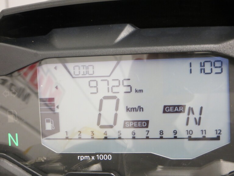 BMW G 310 R BMW G 310 R foto 8