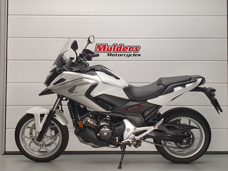 Honda NC 750 X ABS HONDA NC 750 X ABS foto 2