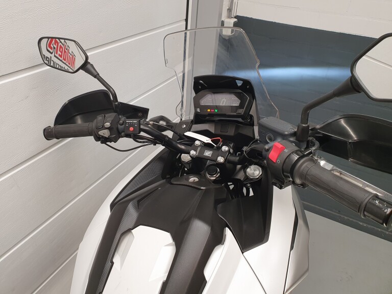 Honda NC 750 X ABS HONDA NC 750 X ABS foto 13