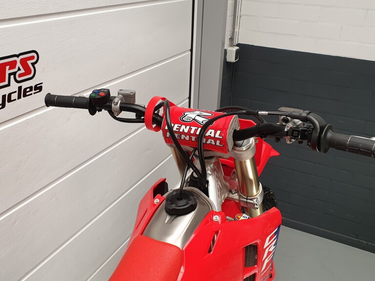 Honda CRF 450 RS HONDA CRF 450R DEMO ACTIE! foto 13