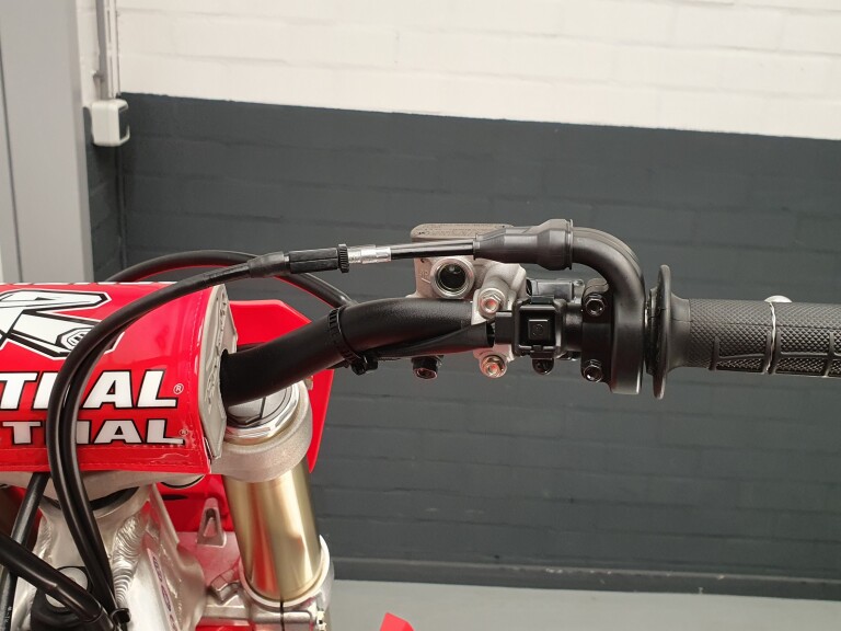 Honda CRF 450 RS HONDA CRF 450R DEMO ACTIE! foto 14
