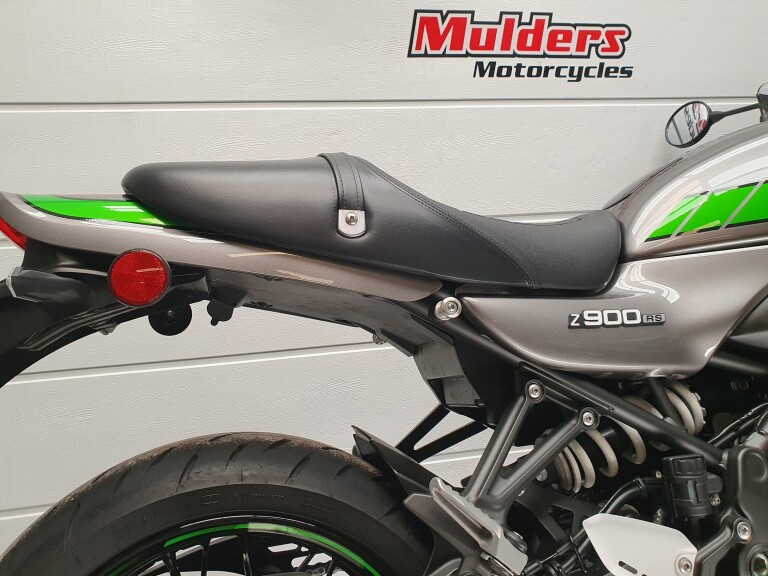 Kawasaki Z 900 RS Café foto 9