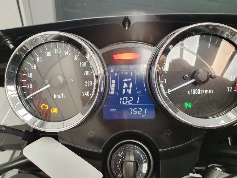 Kawasaki Z 900 RS Café foto 16