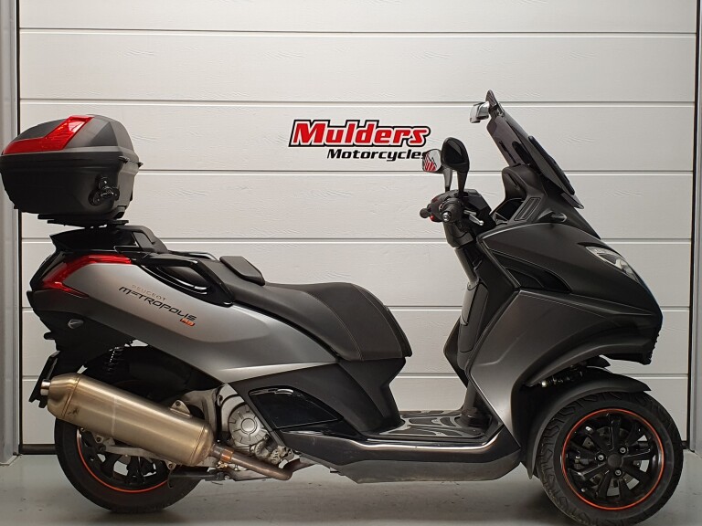 Peugeot METROPOLIS 400 RS PEUGEOT METROPOLIS 400I RS 