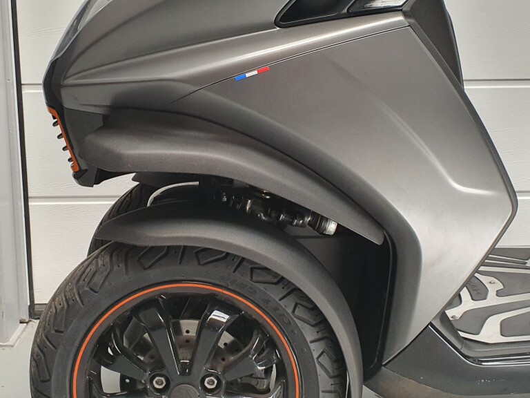 Peugeot METROPOLIS 400 RS PEUGEOT METROPOLIS 400I RS foto 4