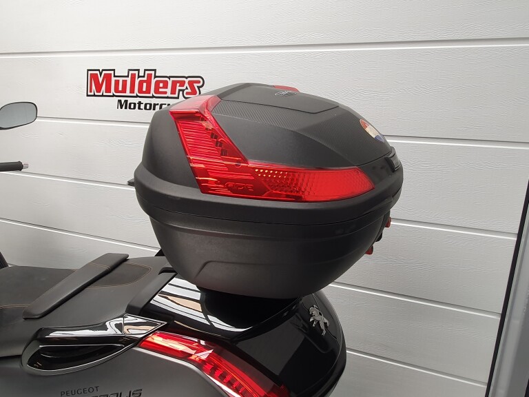 Peugeot METROPOLIS 400 PEUGEOT METROPOLIS 400I RS foto 9