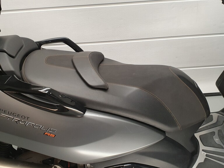 Peugeot METROPOLIS 400 RS PEUGEOT METROPOLIS 400I RS foto 15