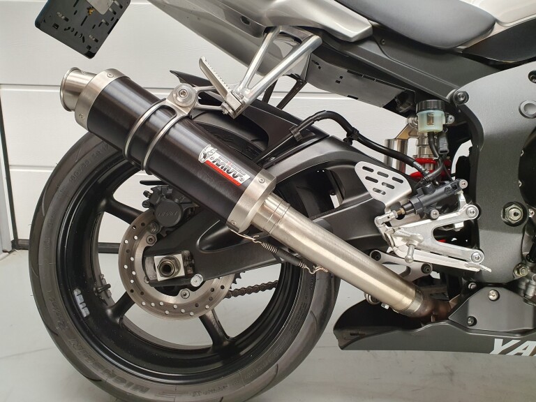 Yamaha YZF R6 YAMAHA YZF R6 foto 7
