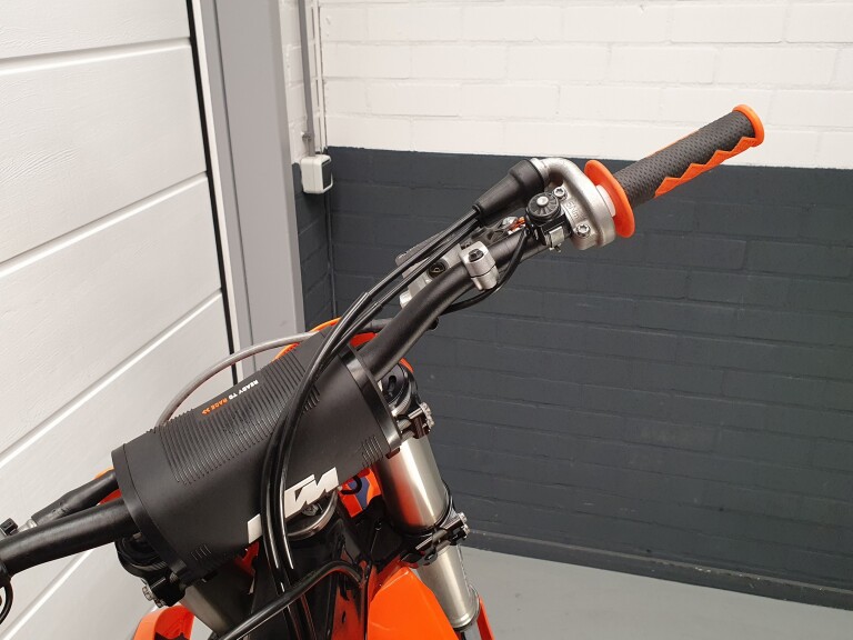 KTM 250 SX-F KTM 250 SX-F foto 15