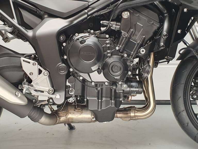 Honda CB 1000 S HORNET ABS HONDA CB 1000 S HORNET ABS foto 11