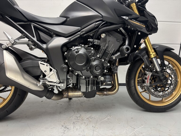 Honda CB 1000 SP HORNET ABS HONDA CB 1000 SP HORNET foto 11