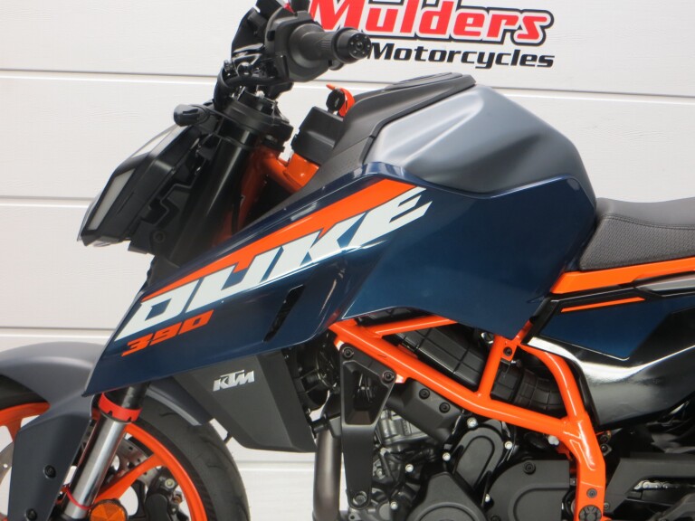 KTM 390 DUKE ABS KTM 390 DUKE foto 3