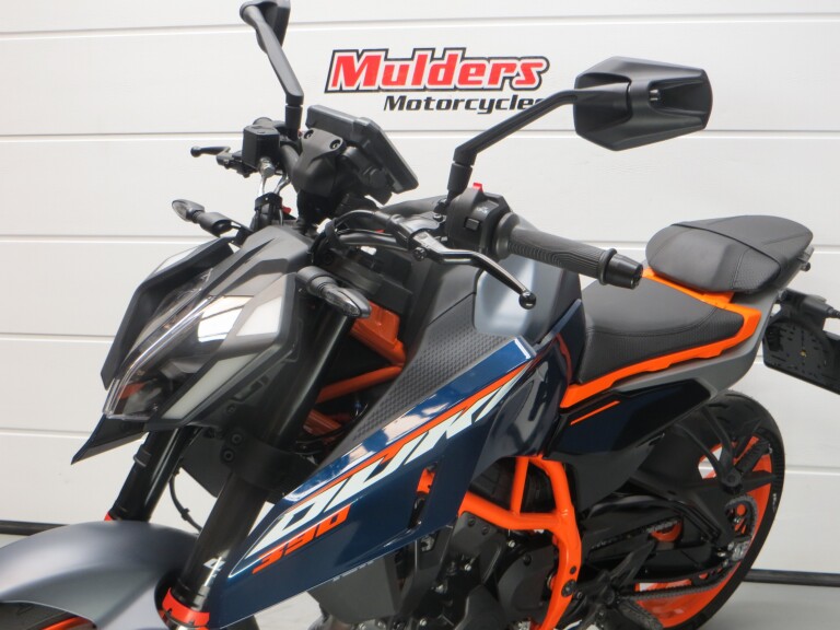 KTM 390 DUKE ABS KTM 390 DUKE foto 6