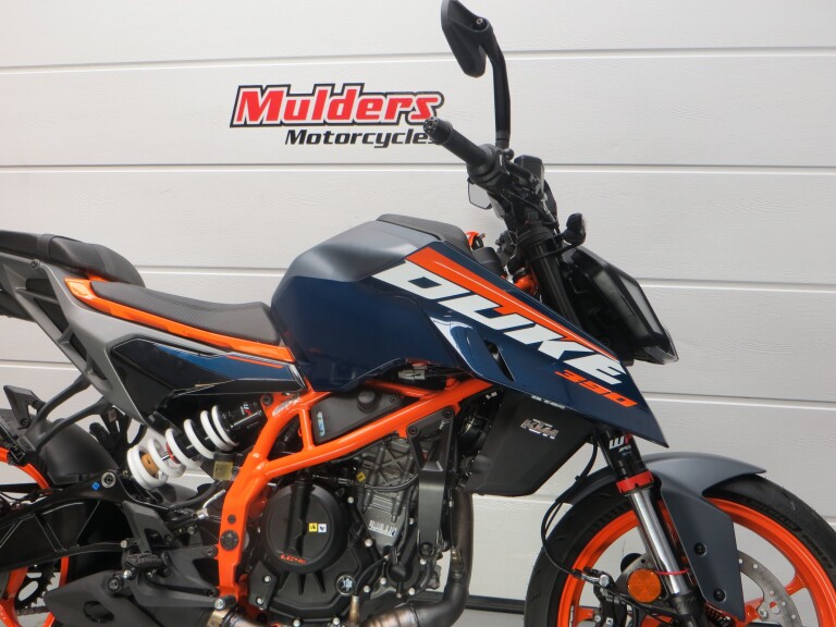 KTM 390 DUKE ABS KTM 390 DUKE foto 8