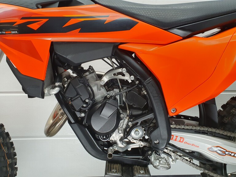 KTM 150 SX foto 5