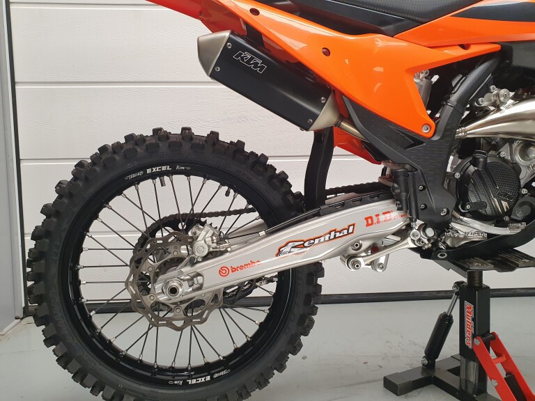 KTM 150 SX foto 8