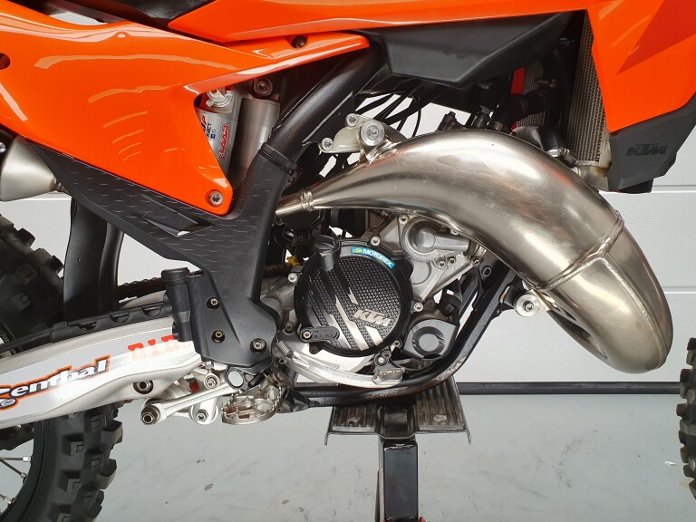 KTM 125 SX EFI KTM 125 SX EFI foto 11