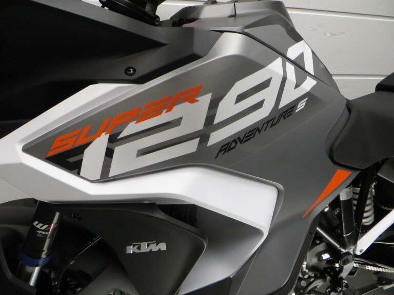 KTM 1290 SUPER ADVENTURE S DEMO KTM 1290 SUPER ADVENTURE S foto 3