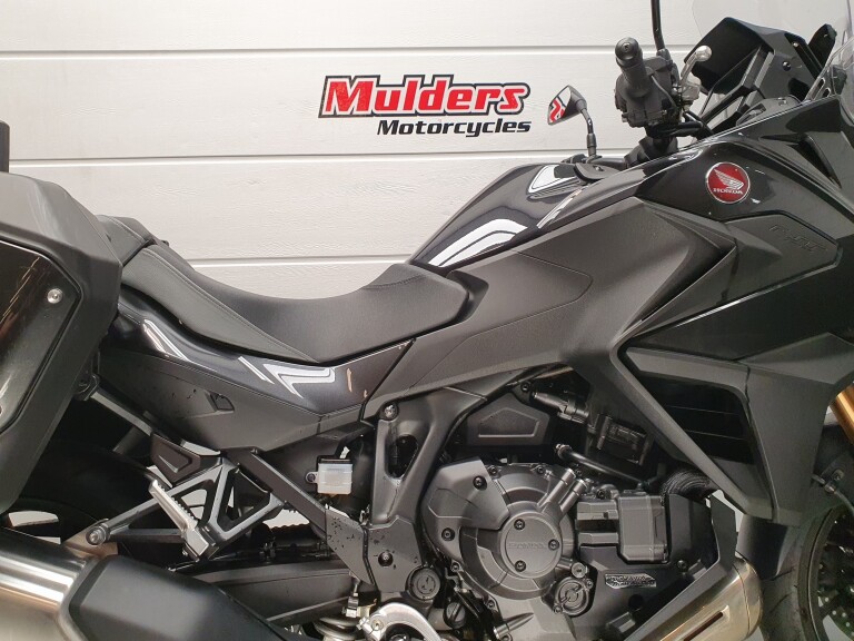 Honda NT 1100 DCT HONDA NT 1100 DCT foto 11