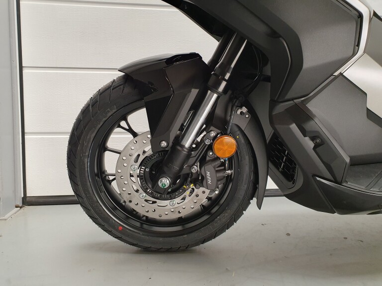 Honda ADV 350 ABS HONDA ADV 350 ABS foto 3