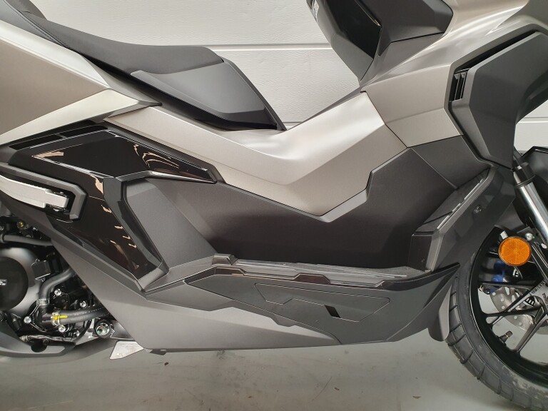 Honda ADV 350 ABS HONDA ADV 350 ABS foto 11